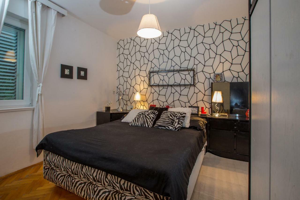 Apartment Valerija Jesenice  Exterior photo